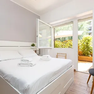 Amazing Viale Trastevere With Terrace Apartment