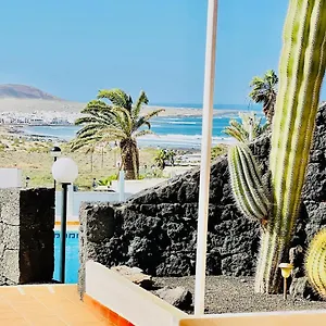 canaryislandshost-i-el-risco.in-canary-islands.com/